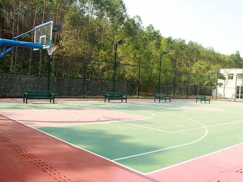 为什么选用硅pu塑胶施工篮球场？